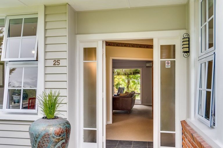 Photo of property in 25 Waterhouse Street, Taradale, Napier, 4112