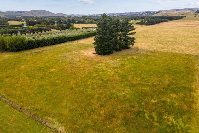 Photo of property in 17 Campbell Drive, Martinborough, 5711