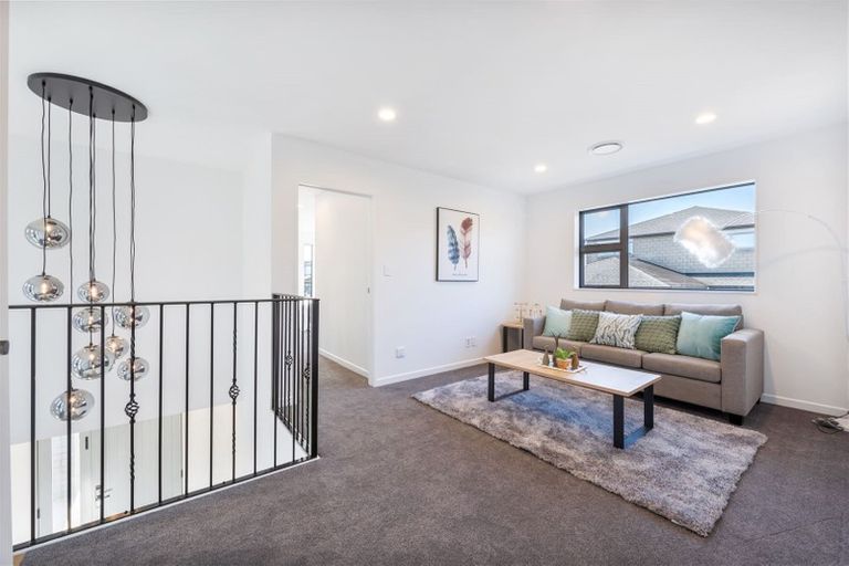 Photo of property in 70 Hughs Way, Flat Bush, Auckland, 2019