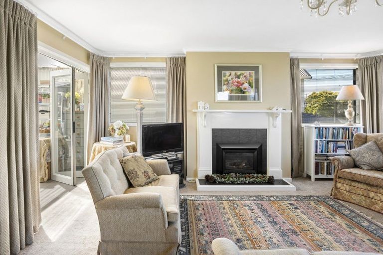 Photo of property in 6 Bruce Street, Roslyn, Dunedin, 9011