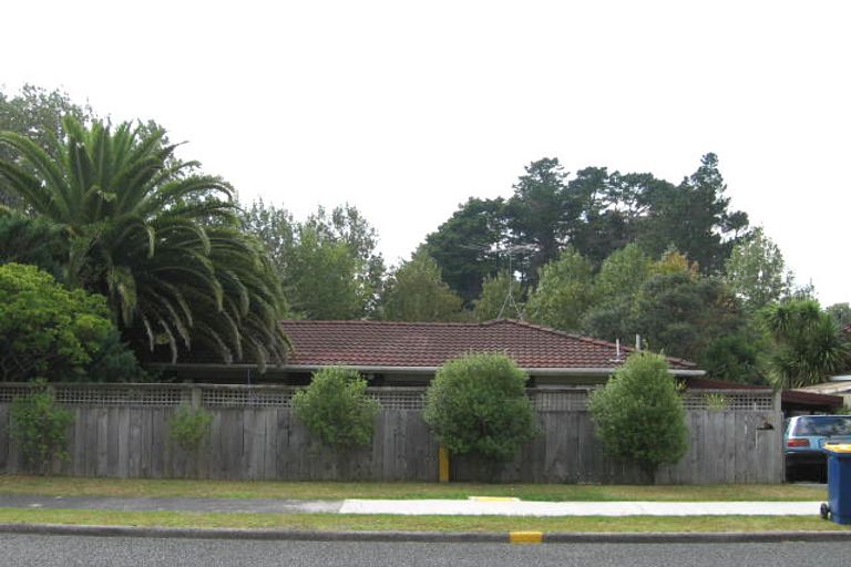 Photo of property in 146 Stapleford Crescent, Browns Bay, Auckland, 0630