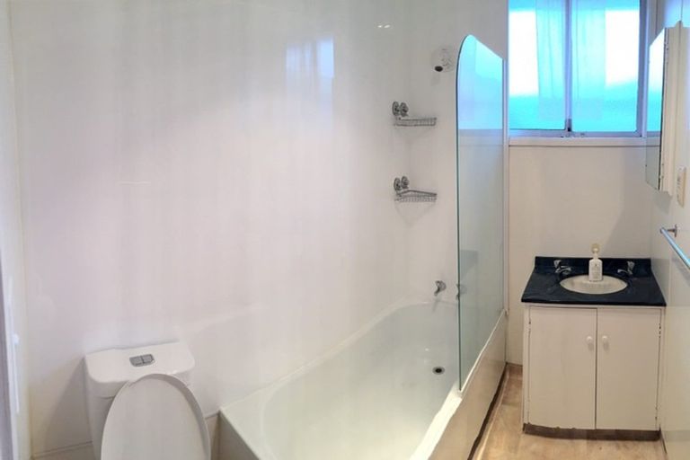 Photo of property in 8-9 Murdoch Place, Raureka, Hastings, 4120