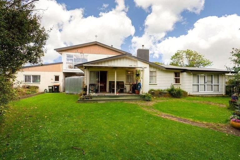 Photo of property in 7 Alma Place, Milson, Palmerston North, 4414