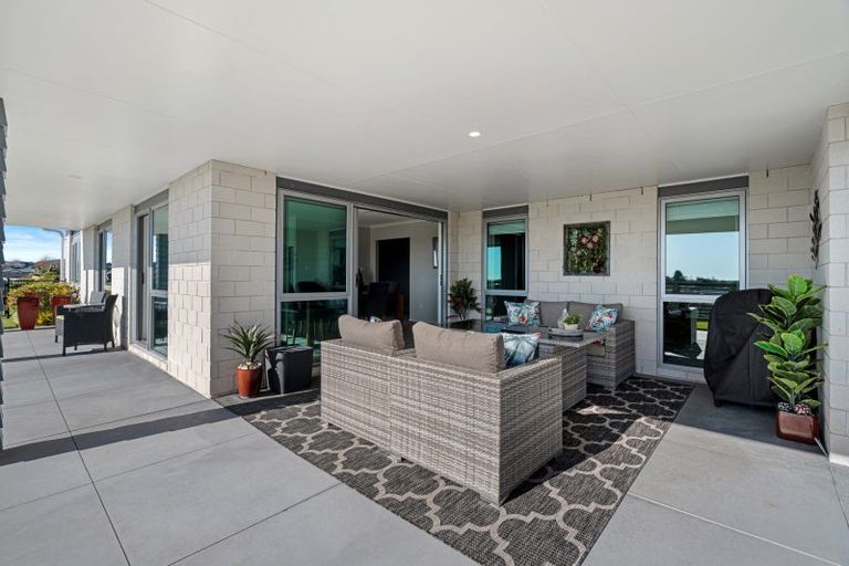 Photo of property in 6 Louise Drive, Ohauiti, Tauranga, 3112