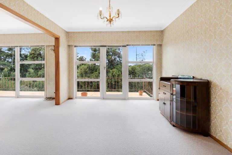 Photo of property in 96 Lawrence Crescent, Hillpark, Auckland, 2102