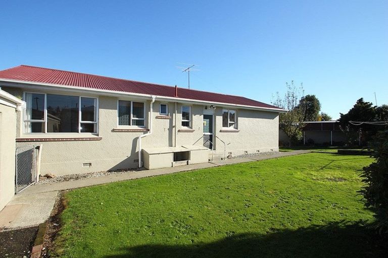 Photo of property in 20 Waverley Street, East Gore, Gore, 9710