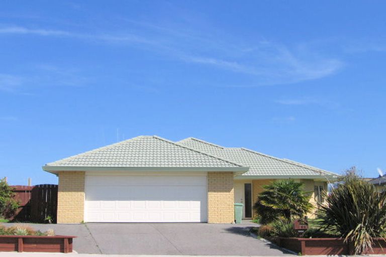 Photo of property in 64 Calypso Drive, Papamoa Beach, Papamoa, 3118