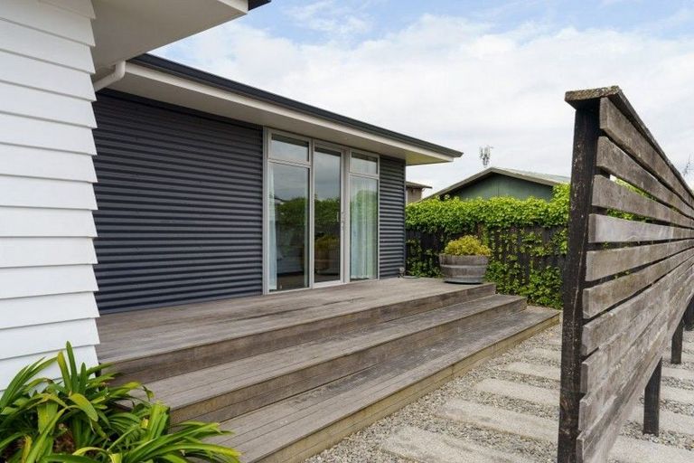 Photo of property in 100a Sparks Road, Hoon Hay, Christchurch, 8025