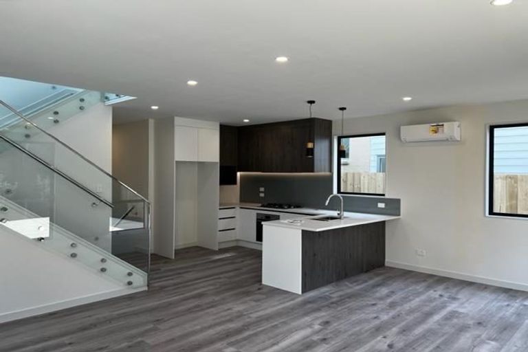 Photo of property in 25 Clara Road, Silverdale, 0932