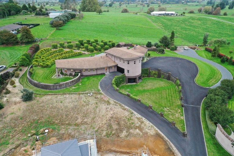 Photo of property in 30 Babina Avenue, Kumeu, 0810