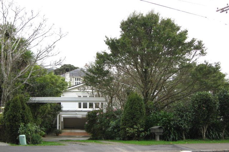 Photo of property in 16 Flers Street, Karori, Wellington, 6012