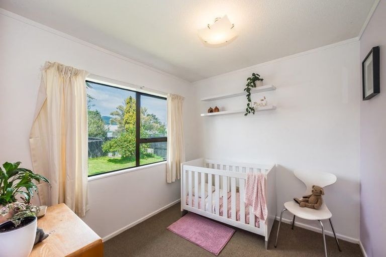 Photo of property in 23 Linwood Drive, Paraparaumu, 5032