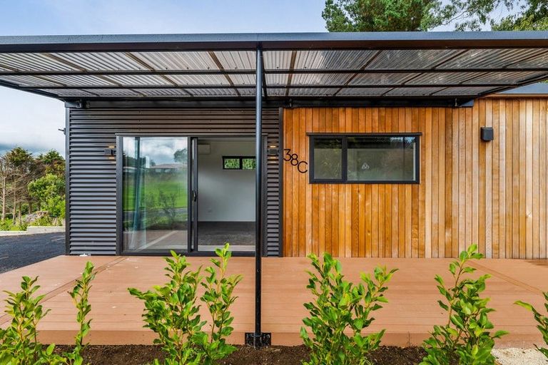 Photo of property in 38c Tawhiti Road, Hawera, 4610