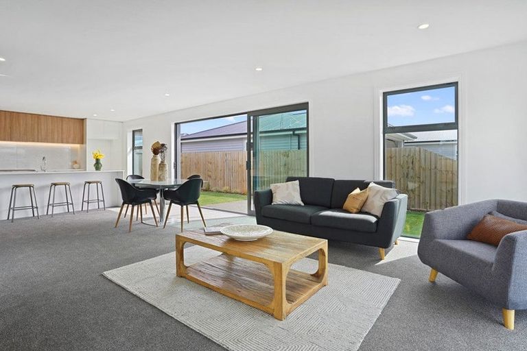 Photo of property in 12 Mackinnon Street, Marshland, 8083