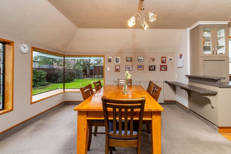 Photo of property in 21 Dryden Street, Milton, 9220