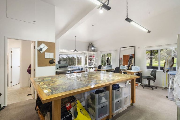 Photo of property in 93 Christian Road, Swanson, Auckland, 0614