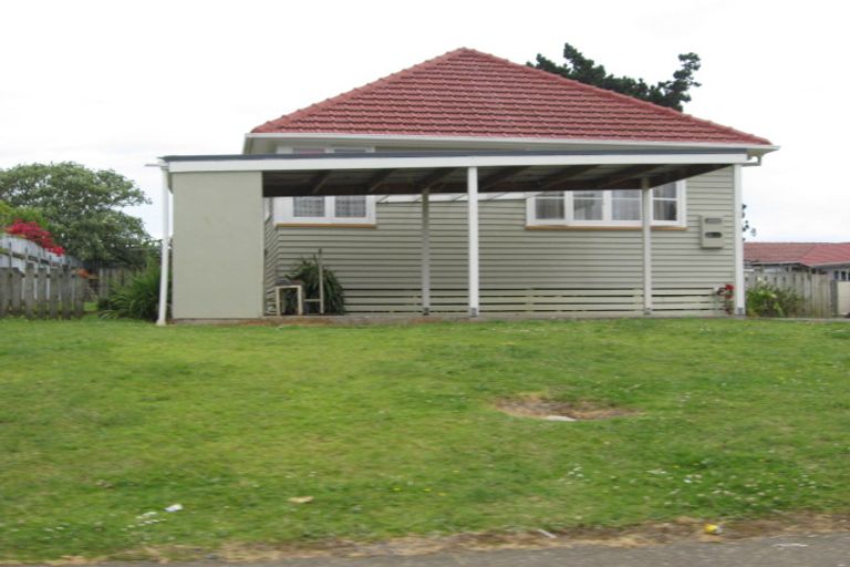 Photo of property in 10 Solent Street, Mangere, Auckland, 2022