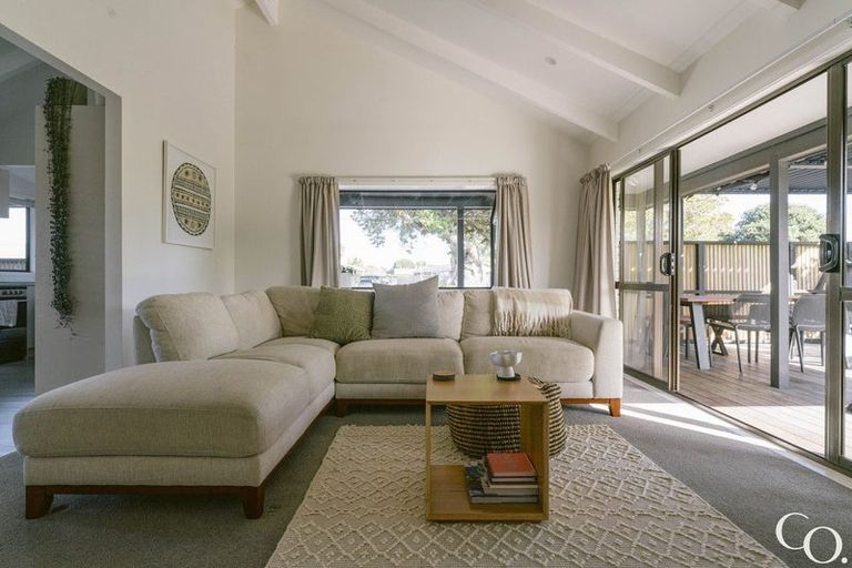 Photo of property in 9 Ngarimu Place, Mount Maunganui, 3116