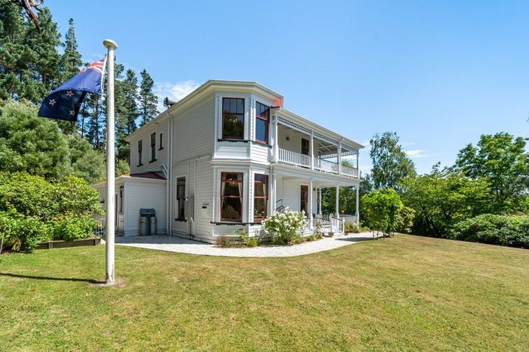 Photo of property in 215a Katherine Mansfield Drive, Whitemans Valley, Upper Hutt, 5371