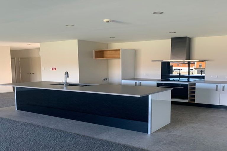 Photo of property in 6 Le Mans Grove, Cromwell, 9384