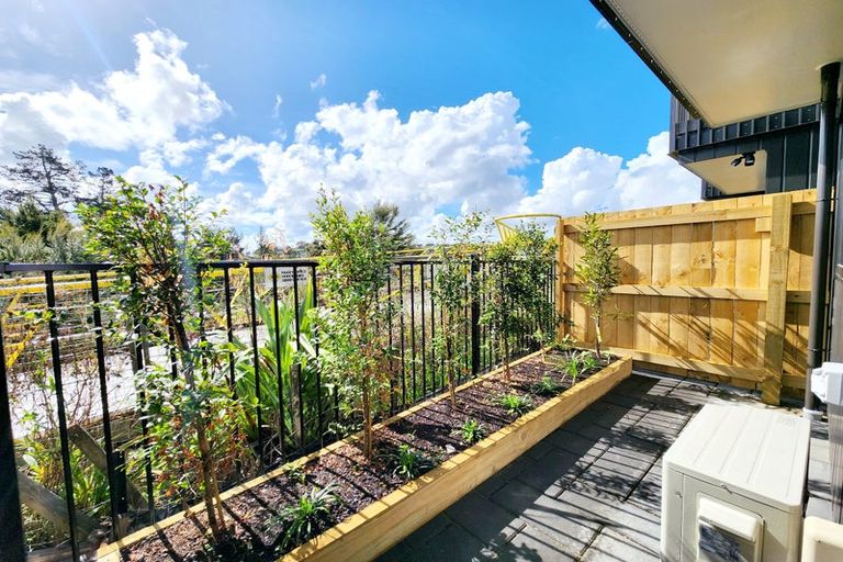 Photo of property in 15/28 Westgate Drive, Westgate, Auckland, 0614