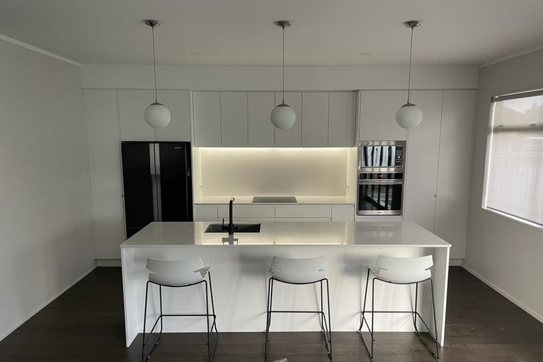 Photo of property in 7 Clovelly Street, Brooklands, New Plymouth, 4310