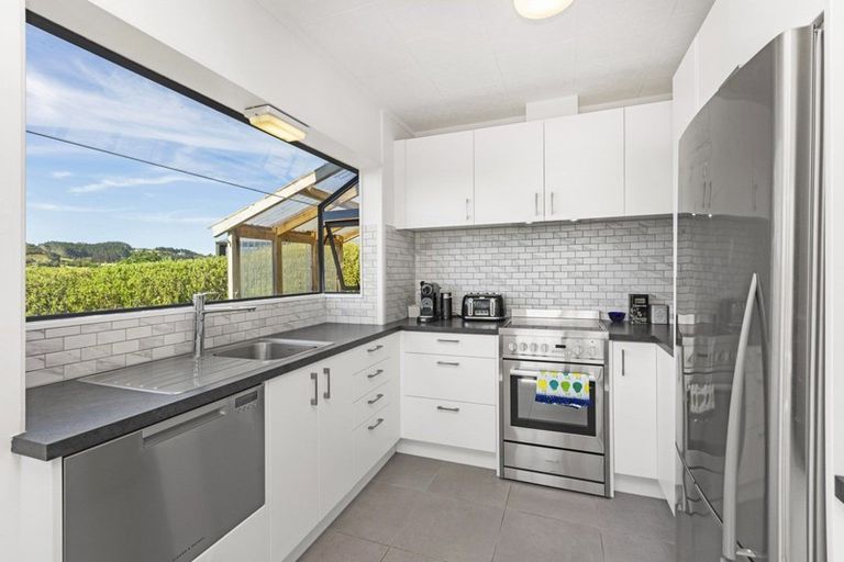 Photo of property in 24a Manukau Road, Raglan, 3225