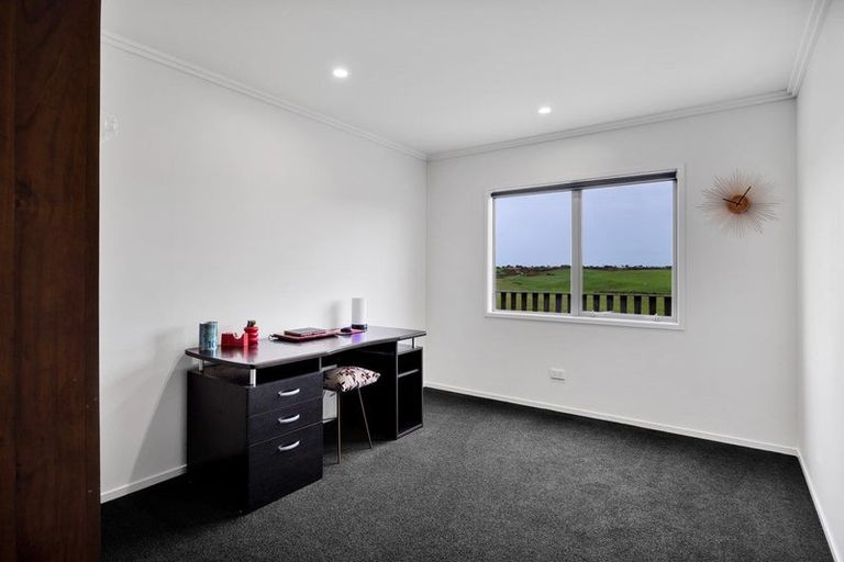 Photo of property in 25c Mason Road, Hawera, 4674