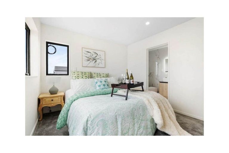 Photo of property in 71 Kairakau Street, Papakura, 2110