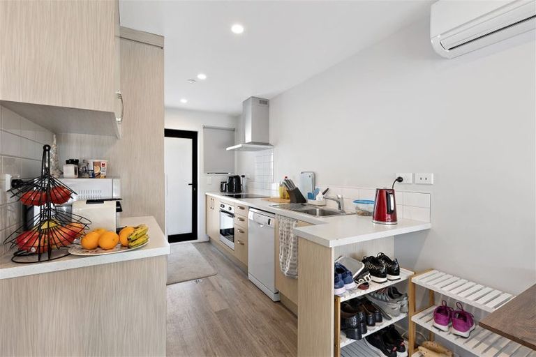 Photo of property in 2/445 Barbadoes Street, Edgeware, Christchurch, 8013