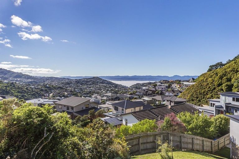 Photo of property in 79 Downing Street, Crofton Downs, Wellington, 6035