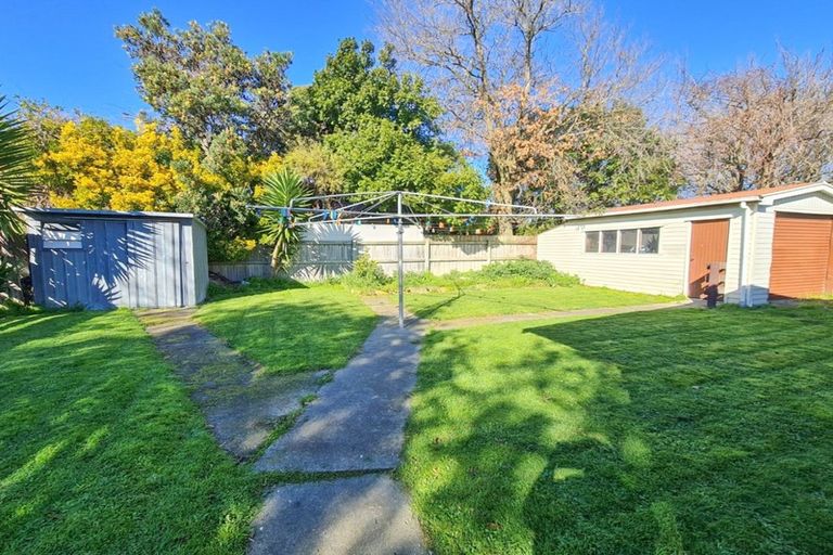 Photo of property in 62 Acacia Street, Kelvin Grove, Palmerston North, 4414