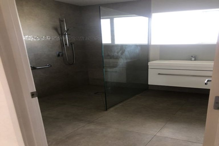 Photo of property in 44 Cumming Street, Okato, 4335