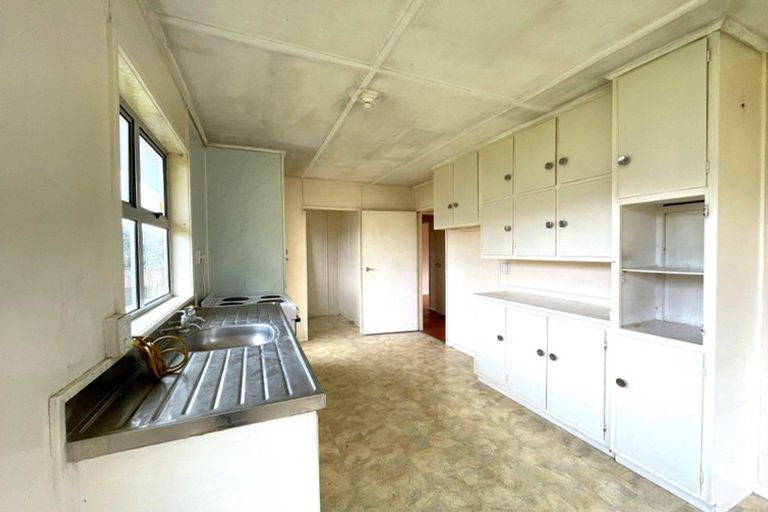 Photo of property in 15 Thompson Street, Tokoroa, 3420