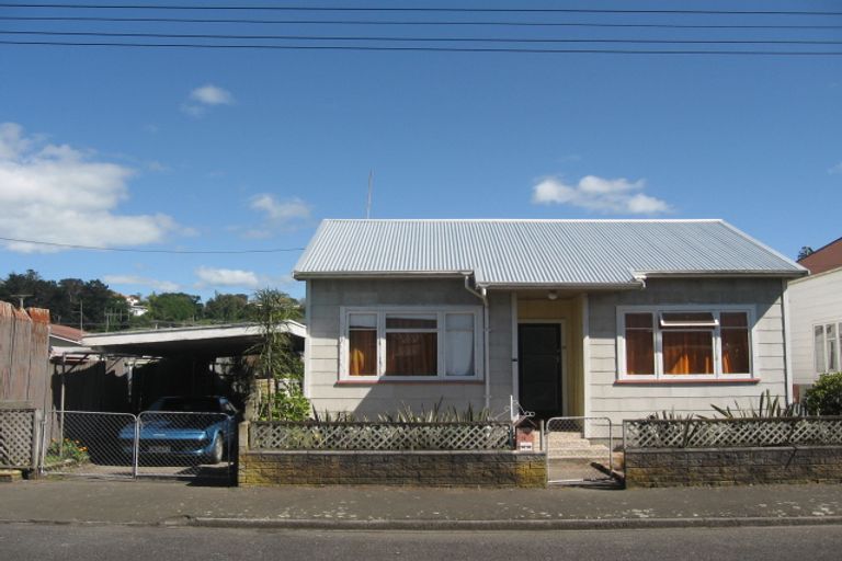 Photo of property in 13 Tay Street, Whanganui, 4500