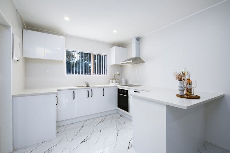 Photo of property in 90a Beaumonts Way, Manurewa, Auckland, 2102