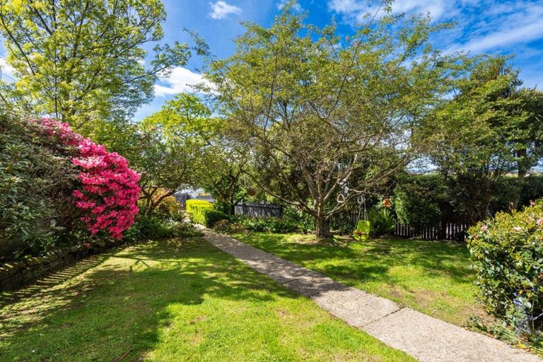 Photo of property in 2 Motu Street, Saint Clair, Dunedin, 9012