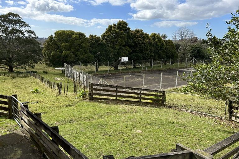 Photo of property in 18 Wilks Road West, Dairy Flat, Albany, 0794