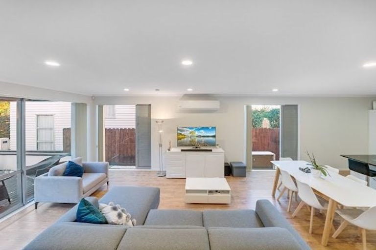 Photo of property in 29 Kauri Drive, Takanini, 2112