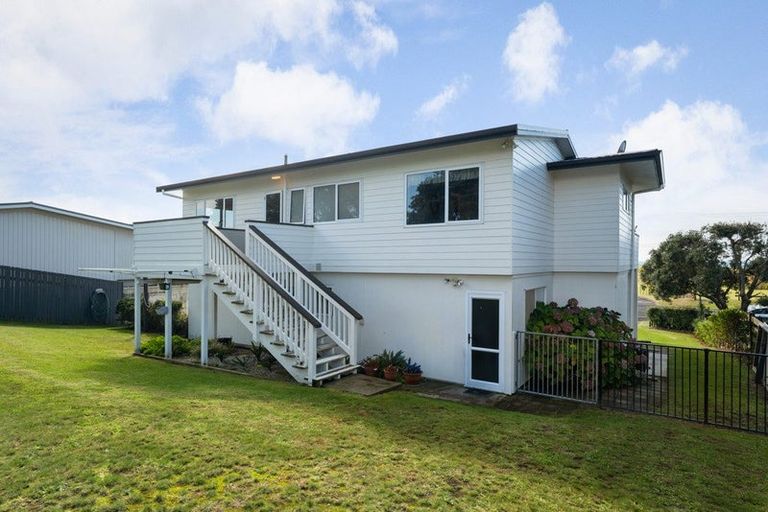 Photo of property in 148 Seaforth Road, Waihi Beach, 3611