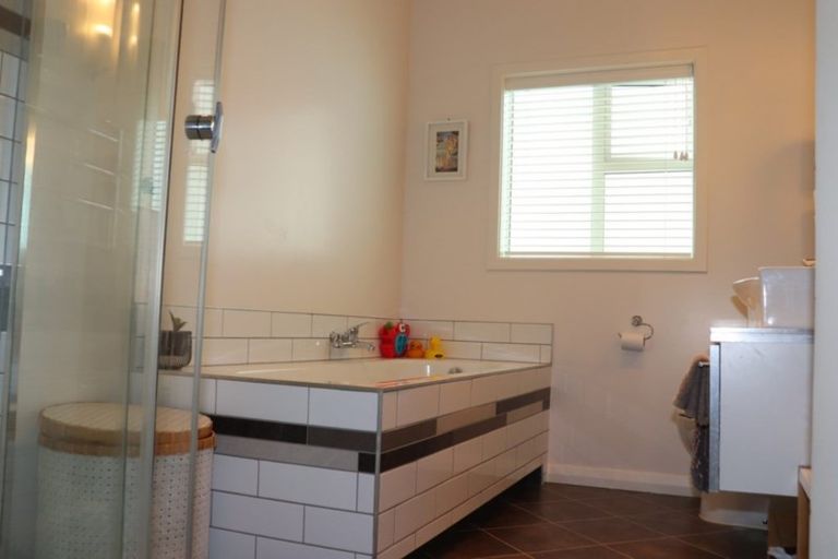 Photo of property in 2 Neva Street, Fortrose, Invercargill, 9875