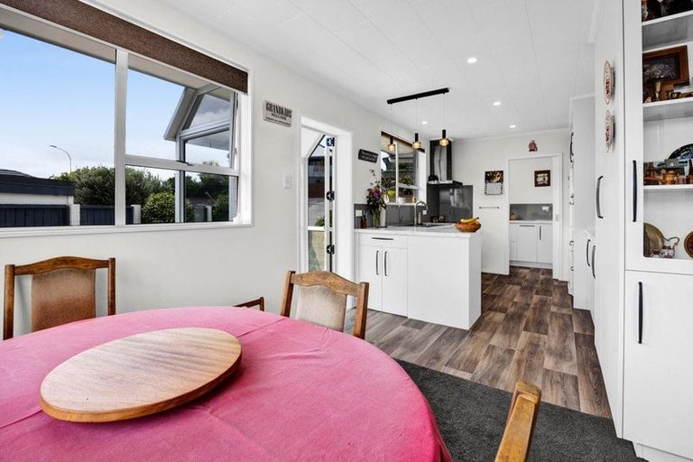 Photo of property in 145 Parklands Avenue, Bell Block, New Plymouth, 4312