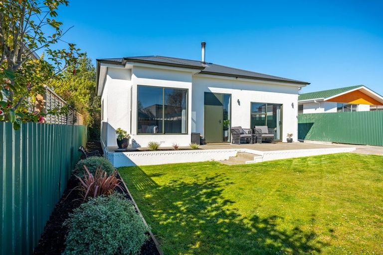 Photo of property in 30 Trafalgar Street, Maori Hill, Timaru, 7910