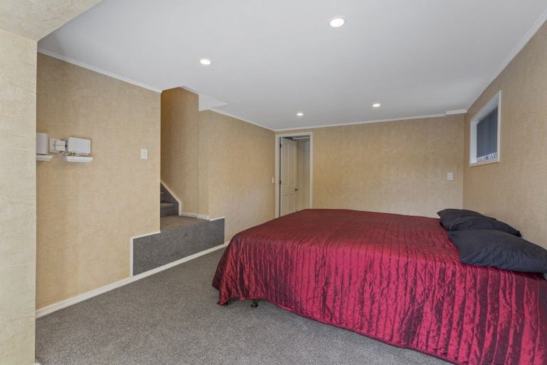 Photo of property in 86a Winara Avenue, Waikanae, 5036