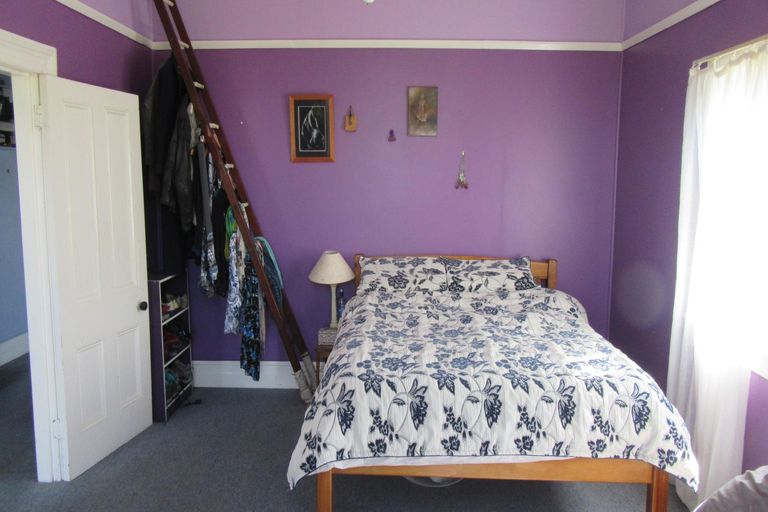 Photo of property in 15 Coronation Street, Waimate, 7924