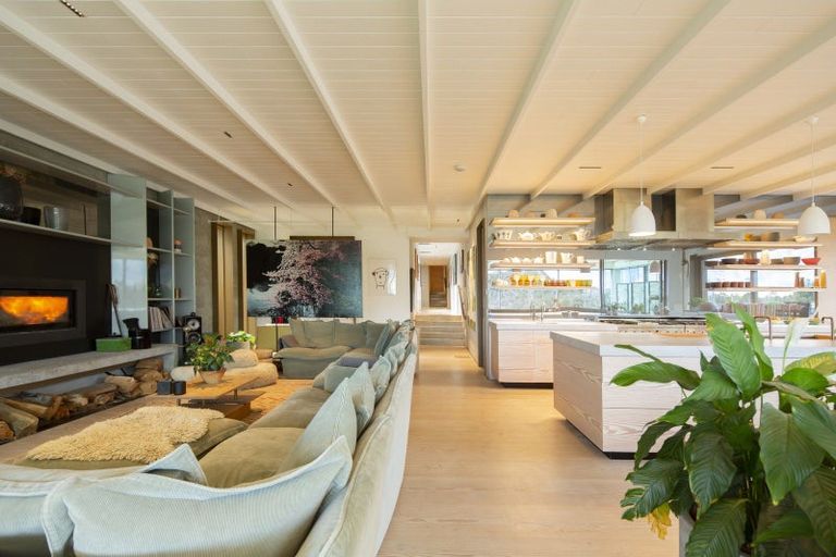 Photo of property in 4 Fishermans Lane, Mount Creighton, Queenstown, 9371