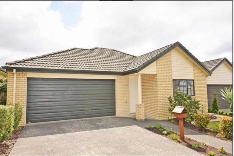 Photo of property in 32 Espalier Drive, Henderson, Auckland, 0612