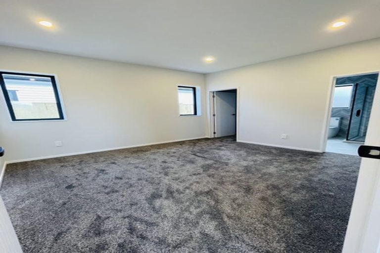 Photo of property in 25 Huringa Road, Karaka, Papakura, 2113