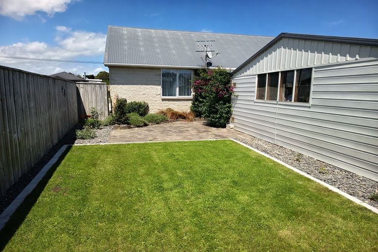 Photo of property in 27 Seabury Avenue, Foxton Beach, Foxton, 4815
