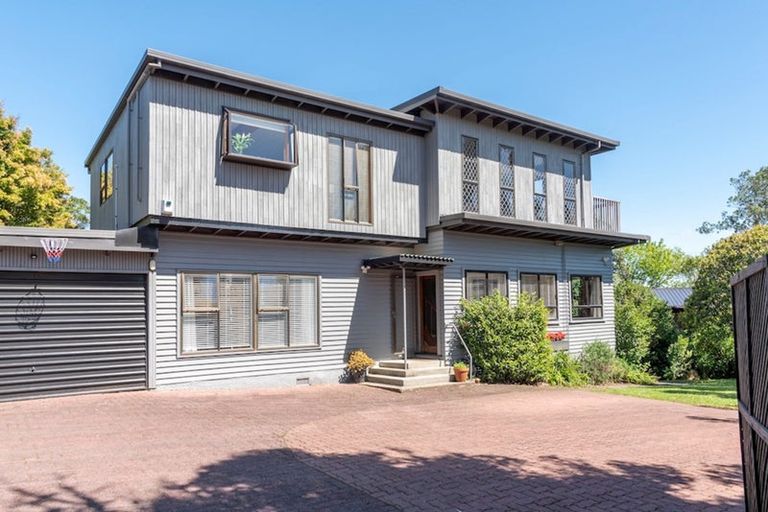 Photo of property in 7 Evelyn Road, Cockle Bay, Auckland, 2014